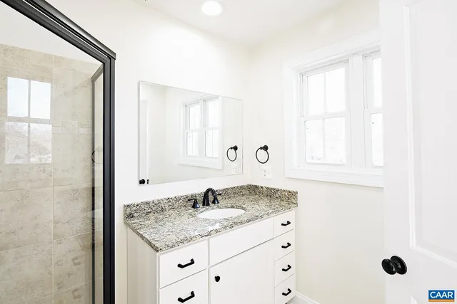 $2,475 | 202 Lankford Avenue, Charlottesville, VA 22902