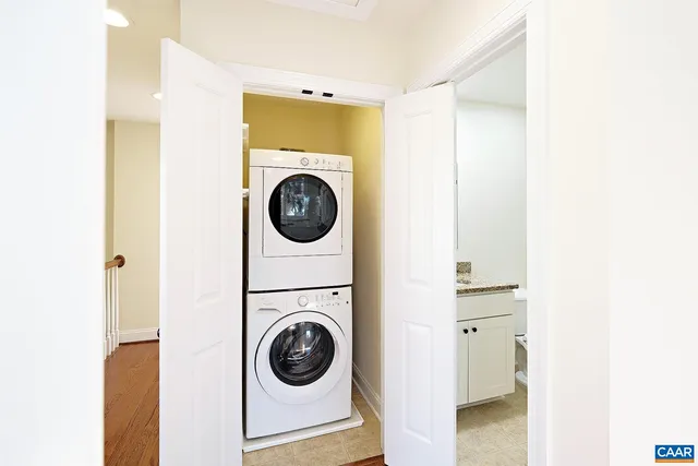 $2,475 | 202 Lankford Avenue, Charlottesville, VA 22902