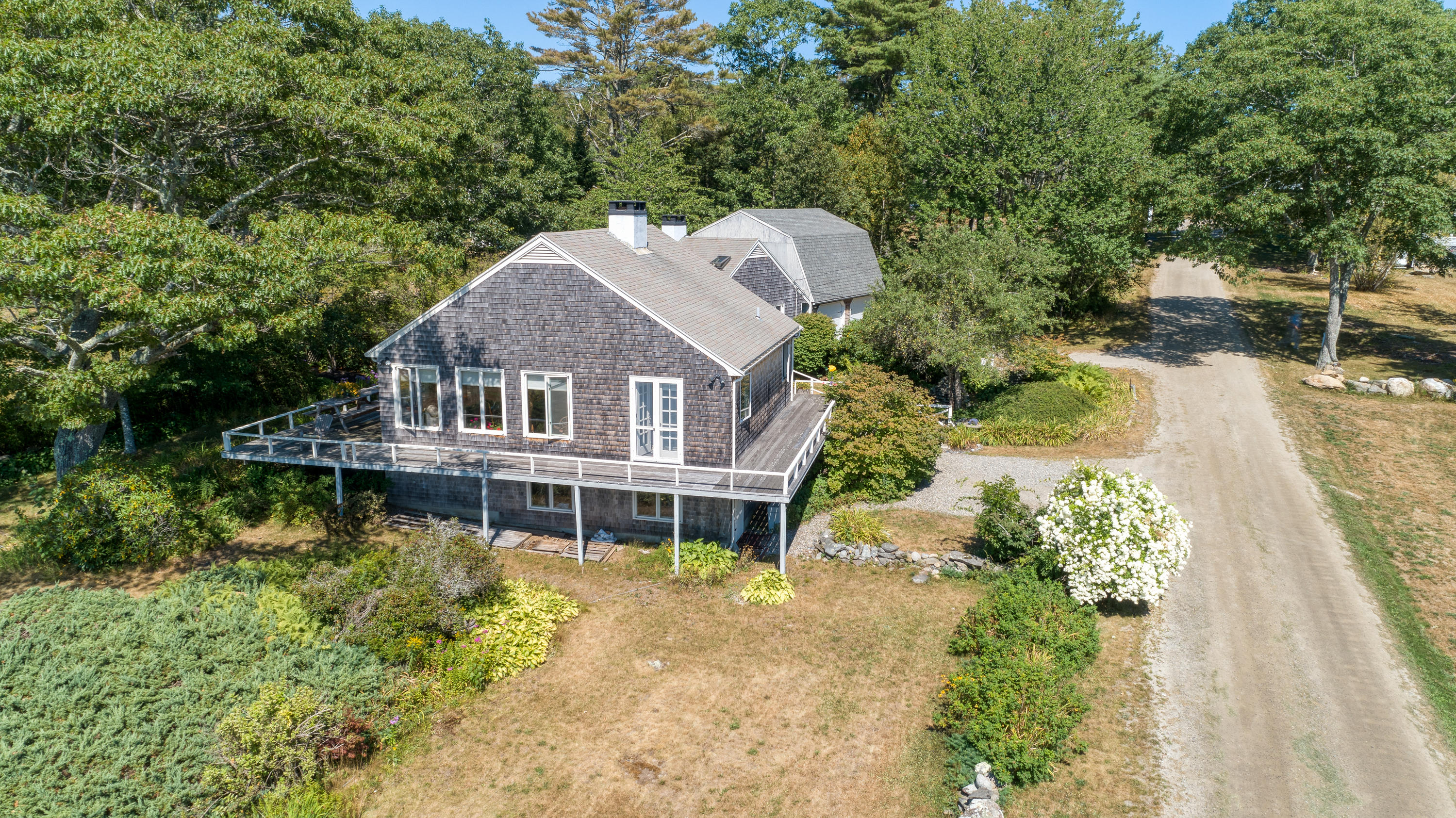 11 Bradley Shore Road Pemaquid, ME 04558 - Photo 3 of 57 20200817_11_Bradley_Shores_0236