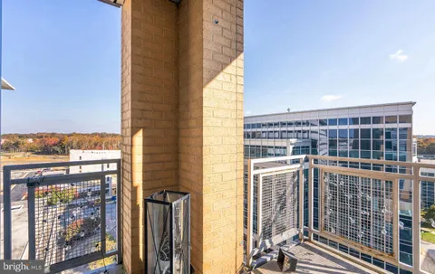 $2,575 | 6506 America Boulevard, Unit 703, Hyattsville, MD 20782