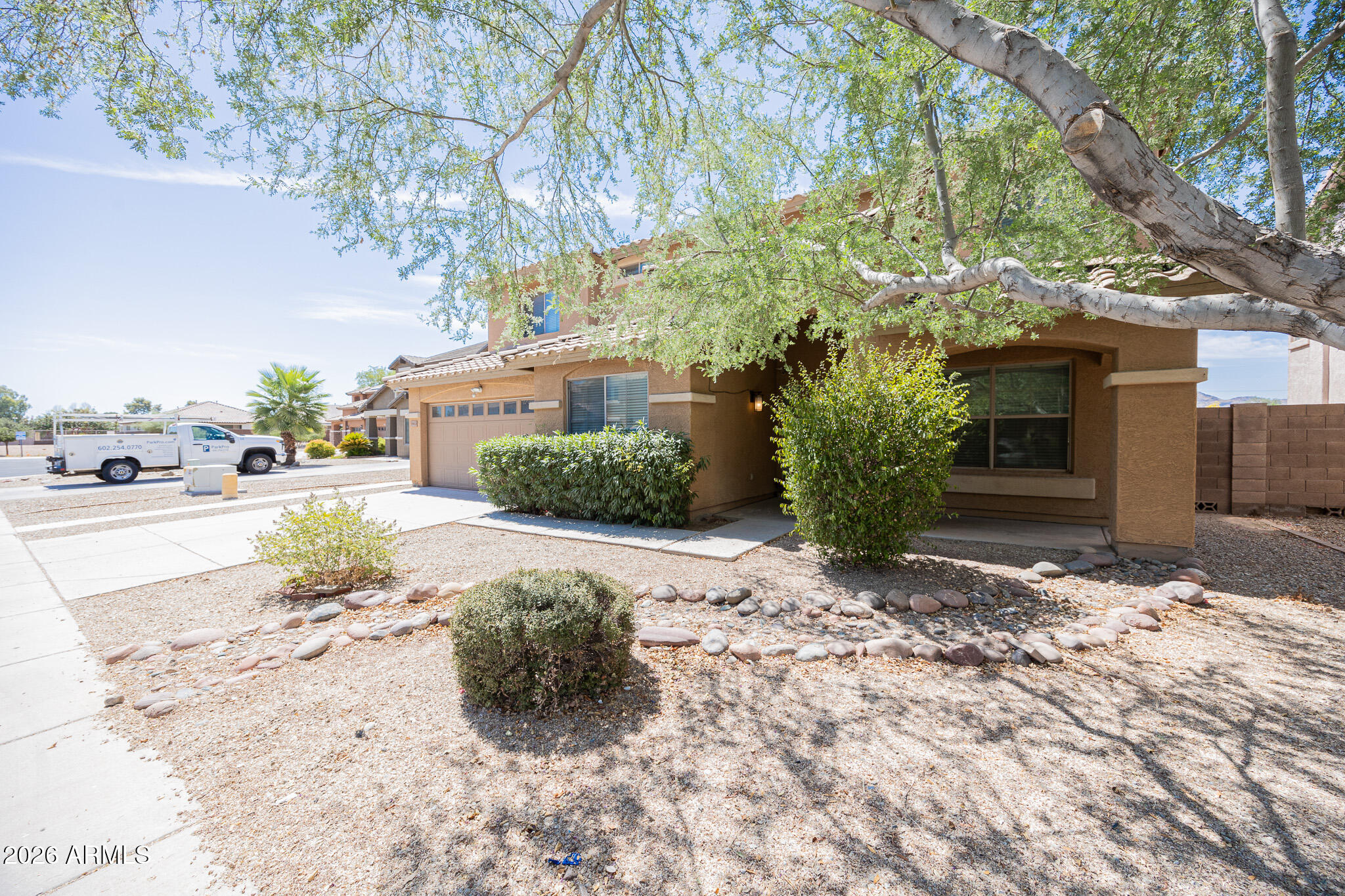 2913 West Fremont Rd. Phoenix, AZ 85041 - Photo 3 of 39