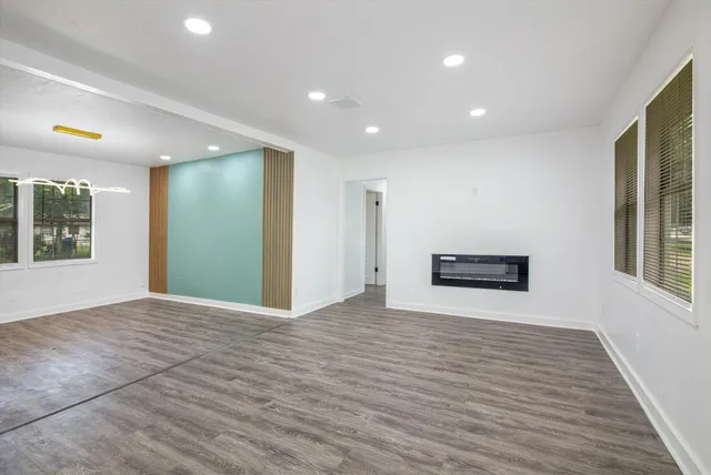 $229,800 | 2922 Knotty Oaks Trail, Houston, TX 77045