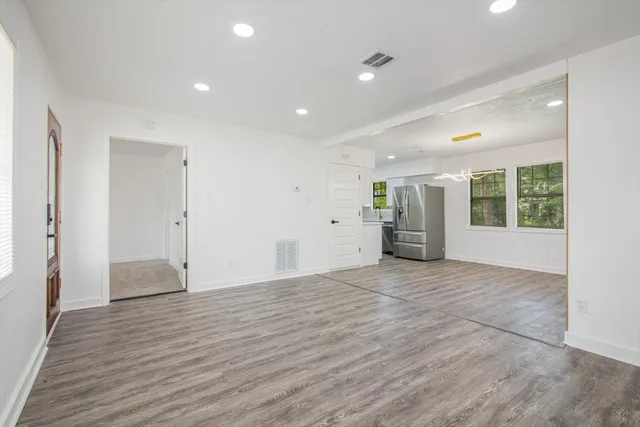 $229,800 | 2922 Knotty Oaks Trail, Houston, TX 77045