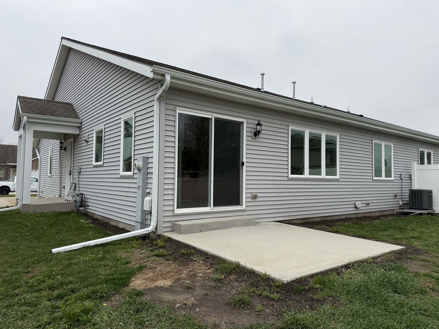 922 West Bergera Road Braidwood, IL 60408 - Photo 2 of 18