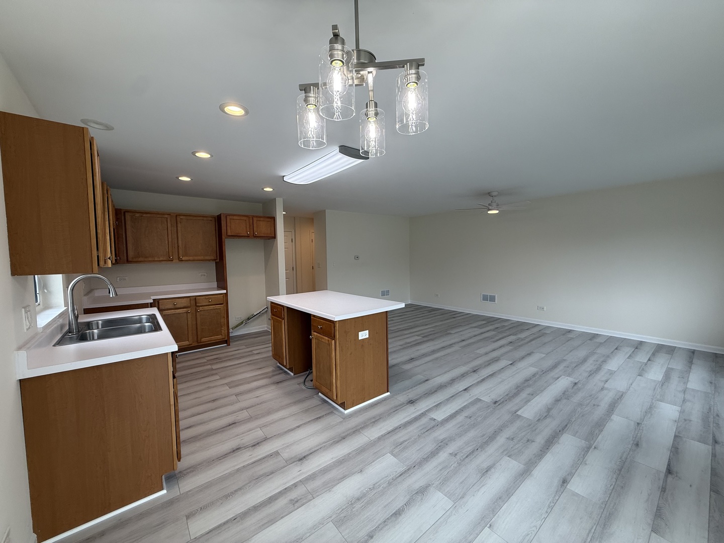 922 West Bergera Road Braidwood, IL 60408 - Photo 8 of 18