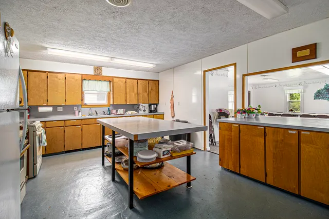 $150,000 | 814 East Coffren Avenue, Greenville, MI 48838