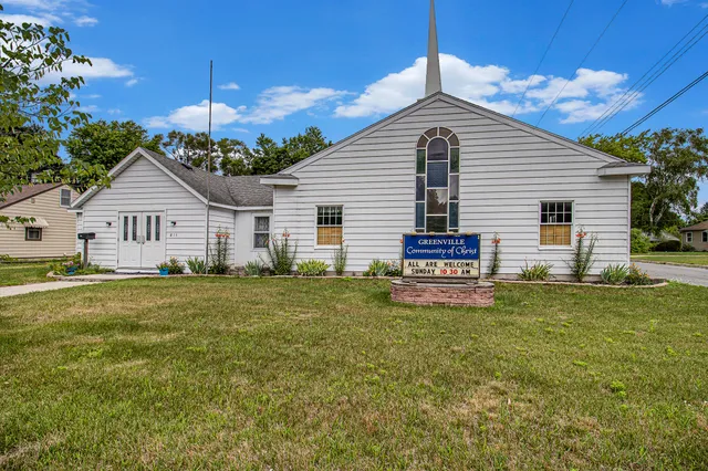 $150,000 | 814 East Coffren Avenue, Greenville, MI 48838