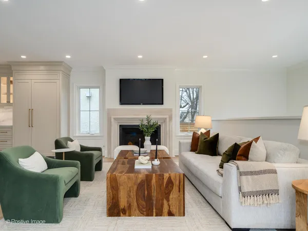 $2,000,000 | 3732 North Lowell Avenue, Chicago, IL 60641