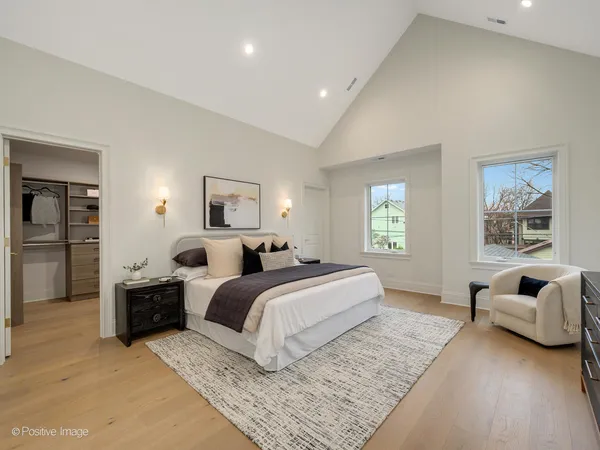 $2,000,000 | 3732 North Lowell Avenue, Chicago, IL 60641