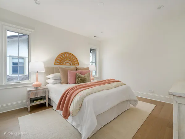$2,000,000 | 3732 North Lowell Avenue, Chicago, IL 60641