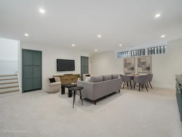 $2,000,000 | 3732 North Lowell Avenue, Chicago, IL 60641