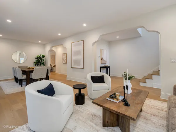 $2,000,000 | 3732 North Lowell Avenue, Chicago, IL 60641