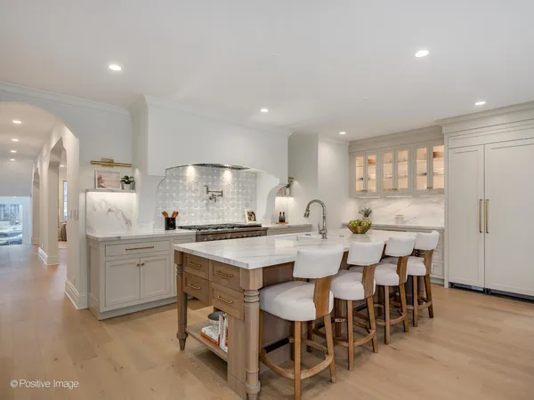 $2,000,000 | 3732 North Lowell Avenue, Chicago, IL 60641
