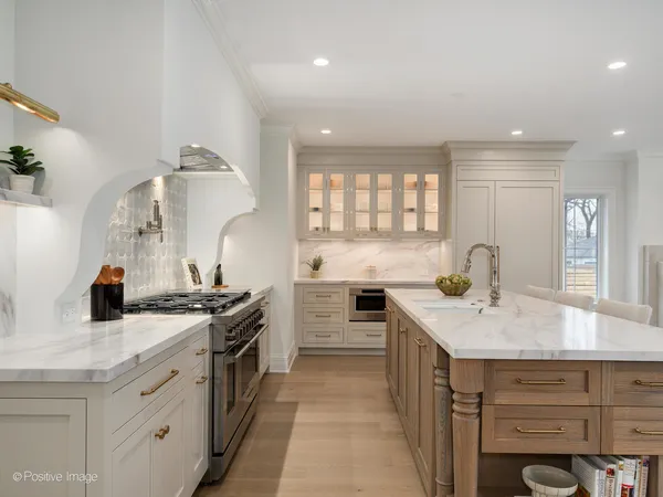 $2,000,000 | 3732 North Lowell Avenue, Chicago, IL 60641
