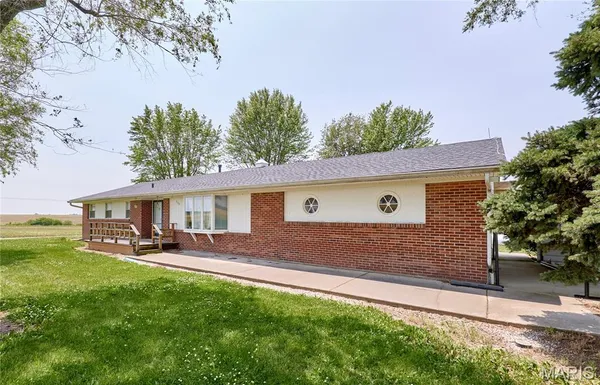 $275,000 | 339 White Road, Hawk Point, MO 63349