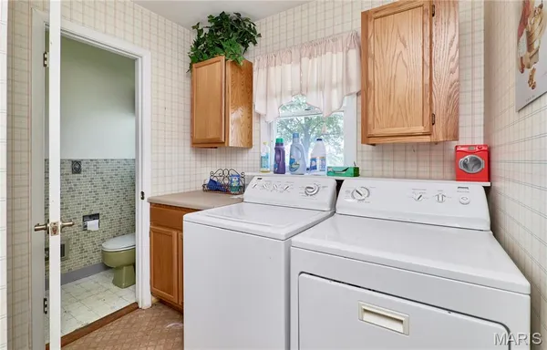 $275,000 | 339 White Road, Hawk Point, MO 63349