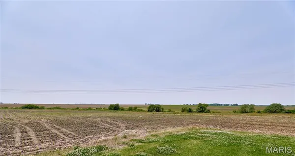 $275,000 | 339 White Road, Hawk Point, MO 63349