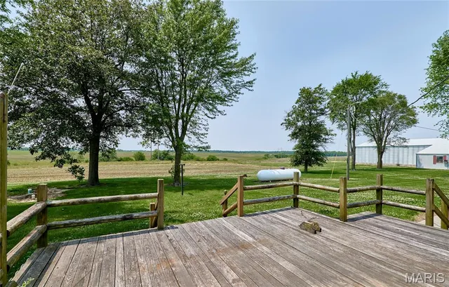 $285,000 | 339 White Road, Hawk Point, MO 63349