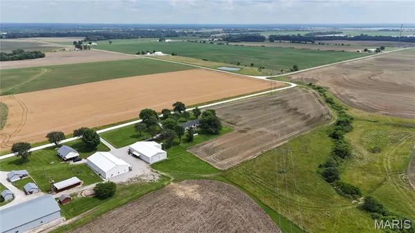 $275,000 | 339 White Road, Hawk Point, MO 63349