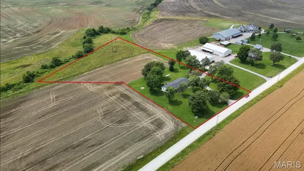 $275,000 | 339 White Road, Hawk Point, MO 63349