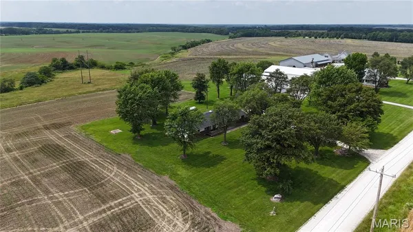 $275,000 | 339 White Road, Hawk Point, MO 63349