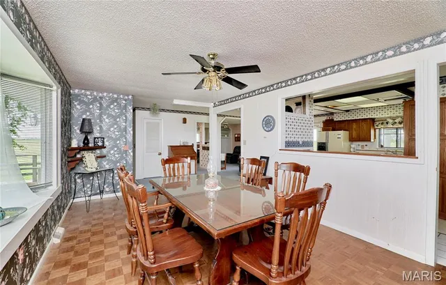 $285,000 | 339 White Road, Hawk Point, MO 63349