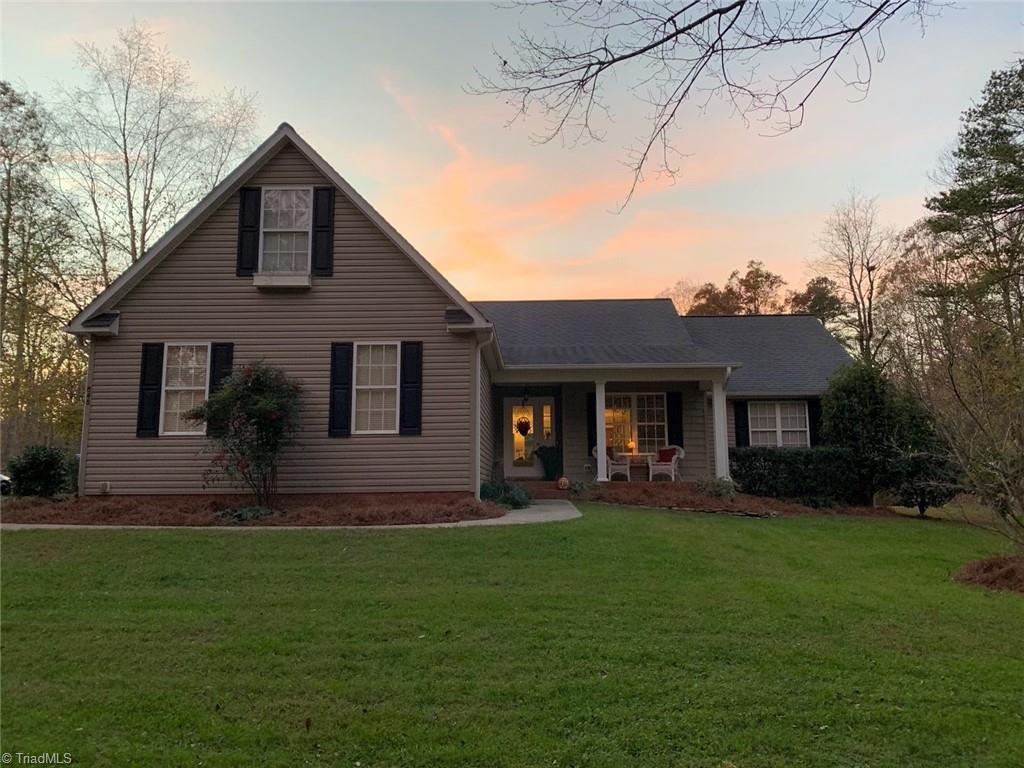848 Embler Road Lexington, NC 27292 - Photo 2 of 23