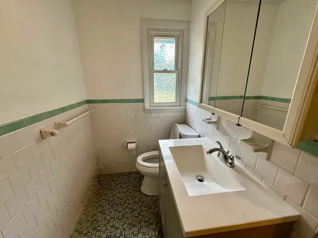 $3,000 | 19 Muriel Road, Chelmsford, MA 01824