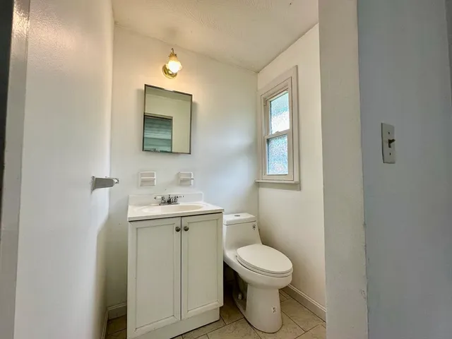 $3,000 | 19 Muriel Road, Chelmsford, MA 01824