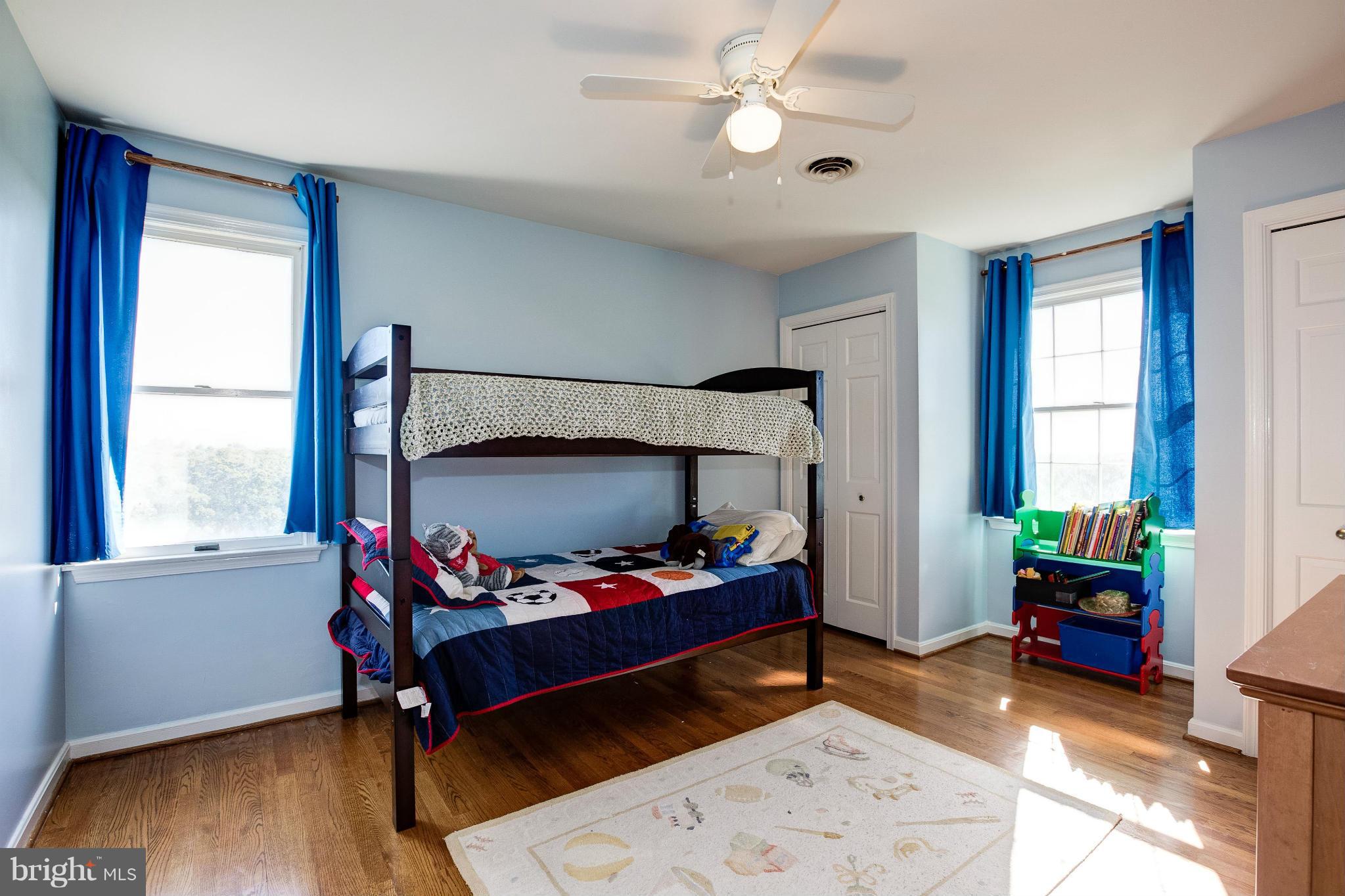 25835 Woodfield Road Damascus, MD 20872 - Photo 14 of 30 Bedroom