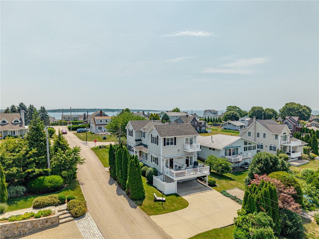 33 Withington Road Narragansett, RI 02882 - Photo 46 of 48
