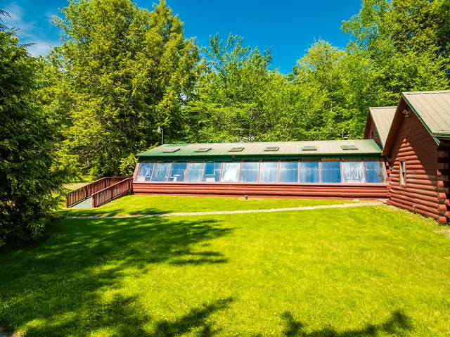$1,570,000 | 149 Carey Lane, Freedom, ME 04941