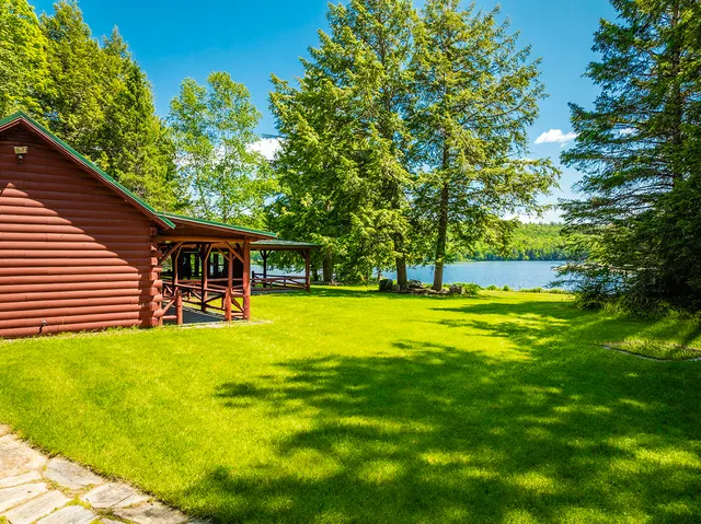 $1,570,000 | 149 Carey Lane, Freedom, ME 04941