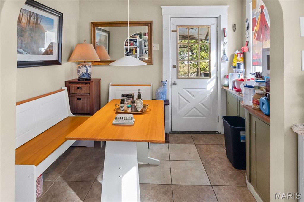 607 Milton Road Alton, IL 62002 - Photo 13 of 22