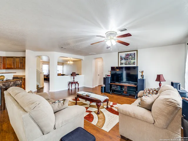 $370,000 | 212 Springtree Trail, Cibolo, TX 78108