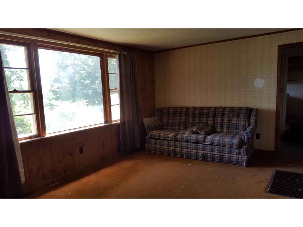 15 Goodyear Avenue Springfield, VT 05156 - Photo 2 of 8