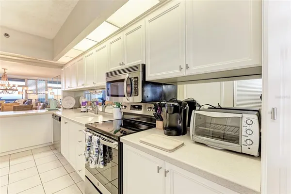 $11,400 | 1135 Gulf Of Mexico Drive, Unit 504, Longboat Key, FL 34228