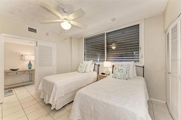 $11,400 | 1135 Gulf Of Mexico Drive, Unit 504, Longboat Key, FL 34228