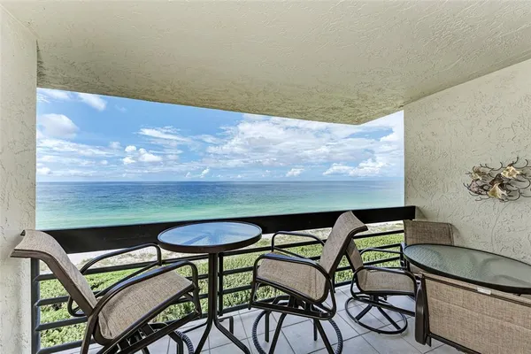 $11,400 | 1135 Gulf Of Mexico Drive, Unit 504, Longboat Key, FL 34228