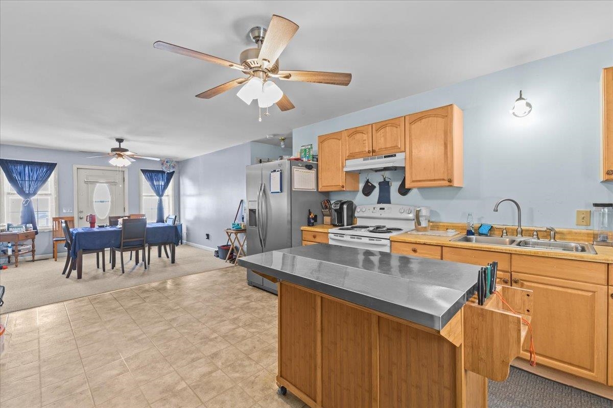 9 Outback Road, Unit 4 Fairfax, VT 05454 - Photo 7 of 30