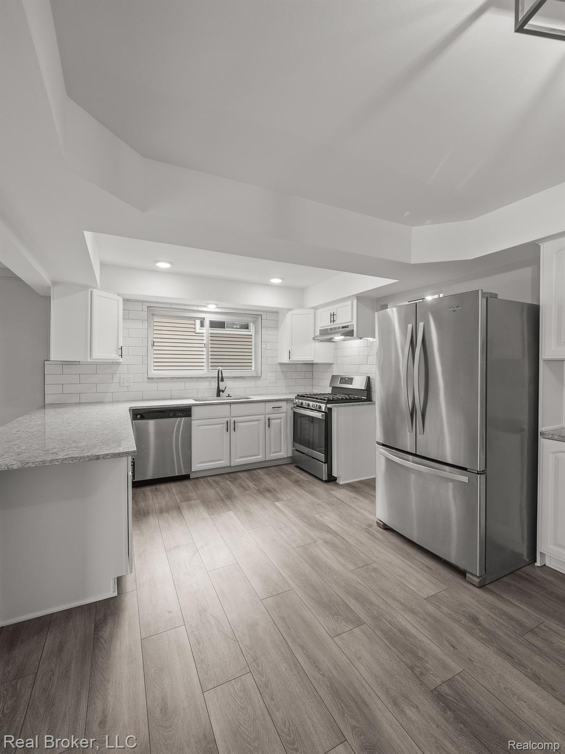 43693 Arlington Road Canton, MI 48187 - Photo 10 of 30 Gallery Image 10
