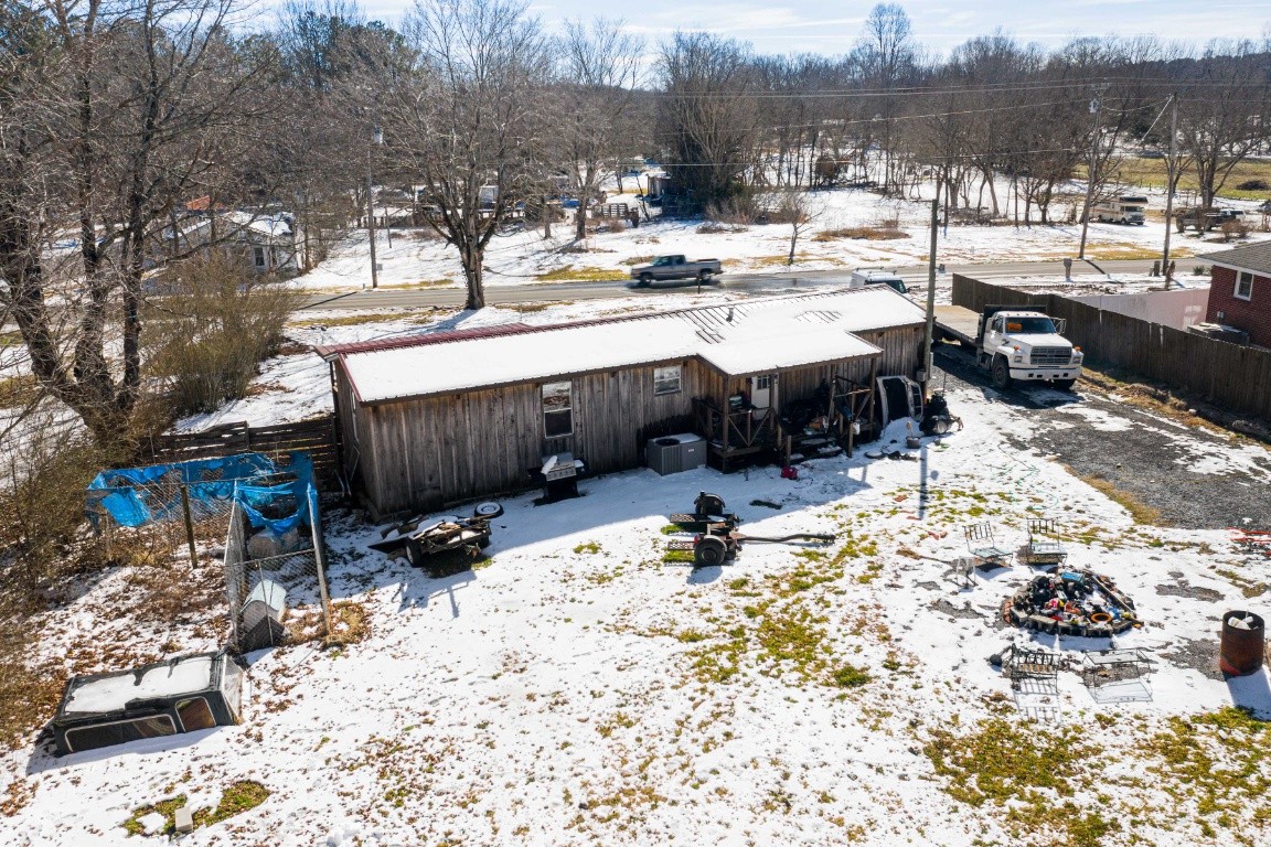 9312 Missionary Ridge Road Bon Aqua, TN 37025 - Photo 42 of 42 a view of a backyard with sitting area