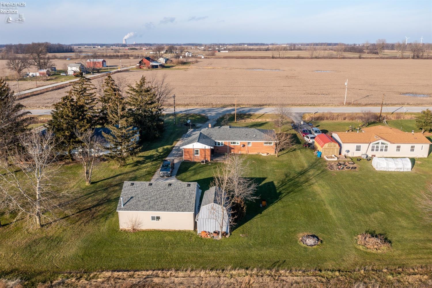 6410 West Harbor Road Port Clinton, OH 43452 - Photo 21 of 27 Gallery Image 21