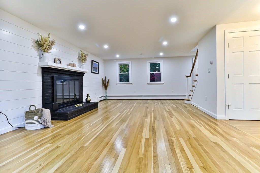 549 South Orleans Road Brewster, MA 02631 - Photo 7 of 30 Gallery Image 7