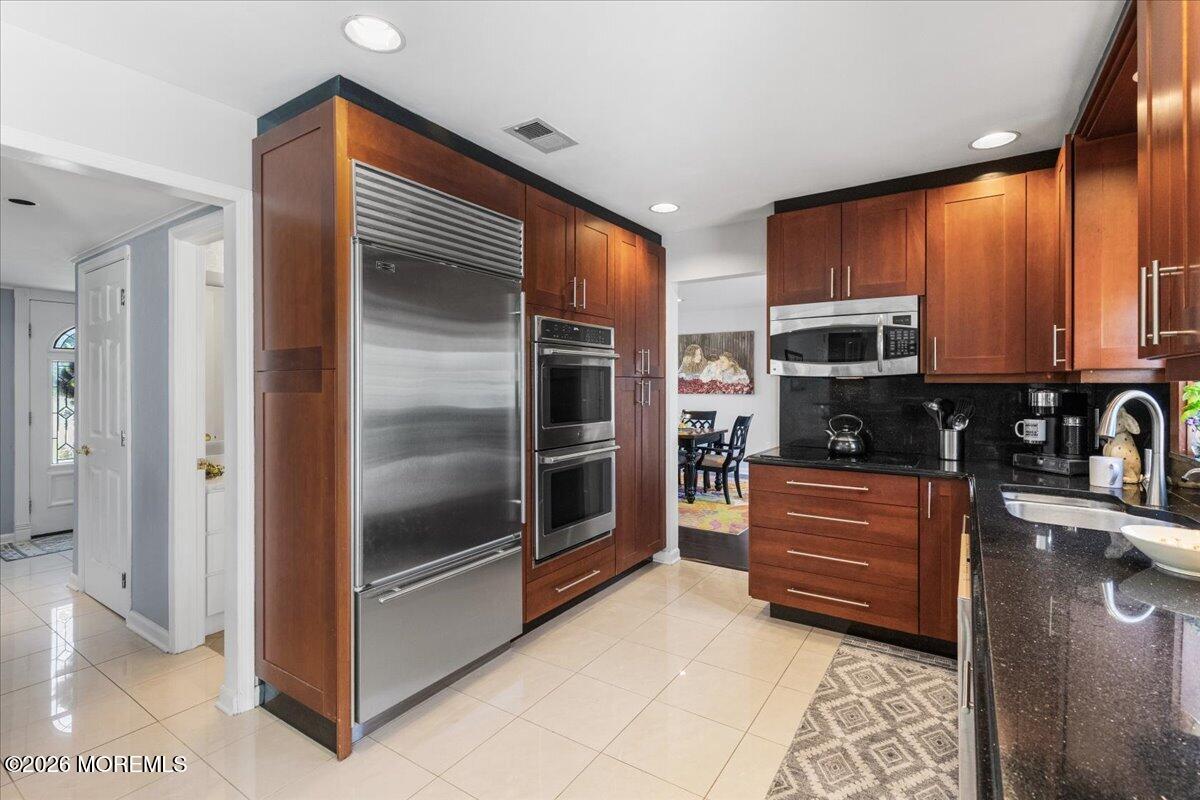 2 Dickson Road Marlboro, NJ 07746 - Photo 20 of 50 Kitchen