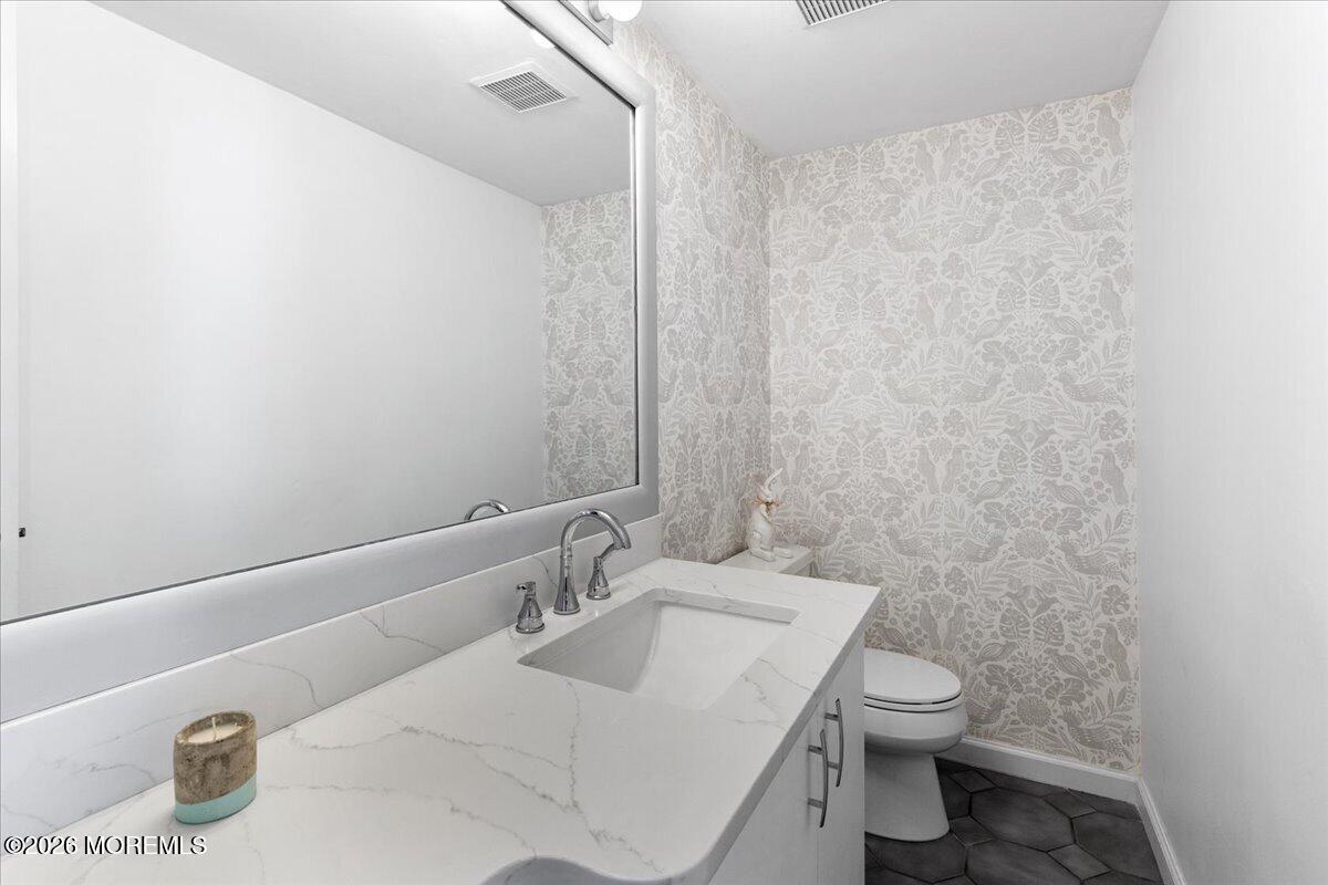 2 Dickson Road Marlboro, NJ 07746 - Photo 25 of 50 Bathroom 1st Floor