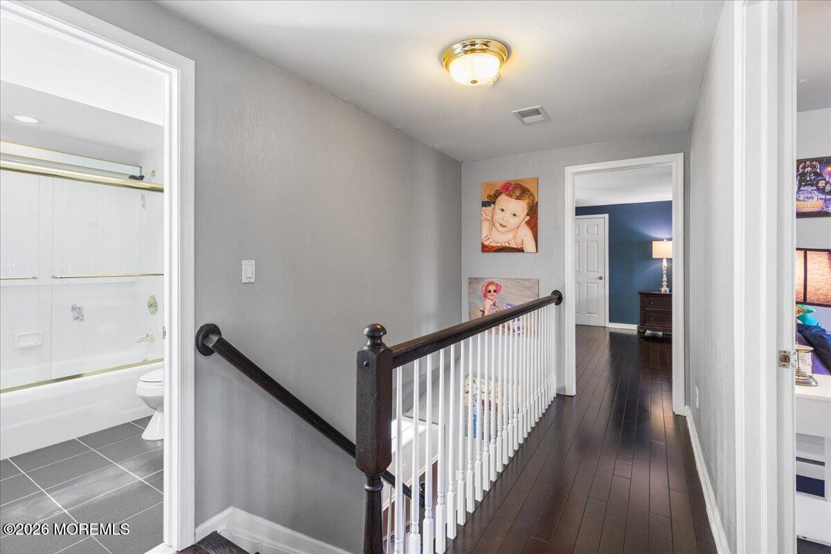 2 Dickson Road Marlboro, NJ 07746 - Photo 27 of 50 Upper Hallway