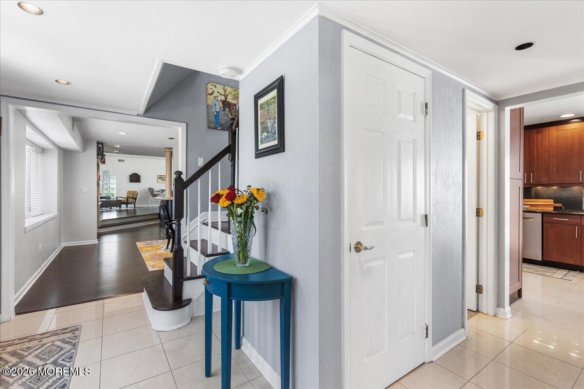 2 Dickson Road Marlboro, NJ 07746 - Photo 8 of 50 Foyer