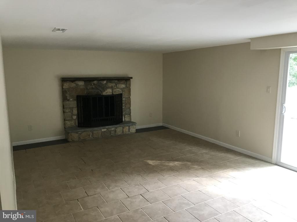 2828 Sandpiper Road Audubon, PA 19403 - Photo 10 of 36 Gallery Image 10