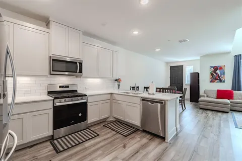 $325,000 | 2509 Barnwood Lane, Garland, TX 75042